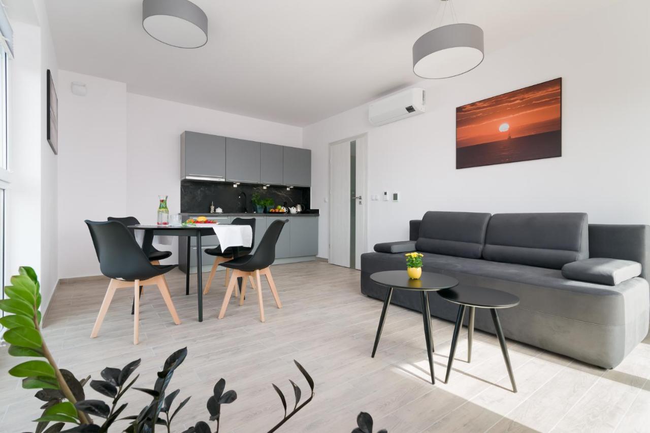 Apartamenty Lambert Ustronie Morskie Εξωτερικό φωτογραφία